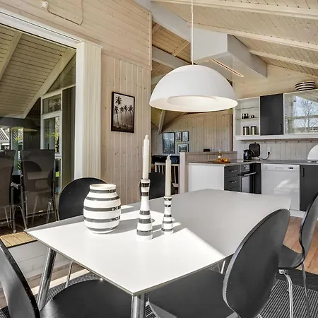 2 Bedroom Stunning In Nyaraló *