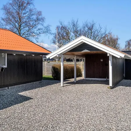 2 Bedroom Stunning In Nyaraló Odder