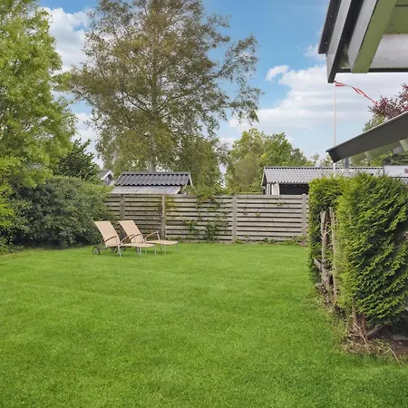 2 Bedroom Stunning In